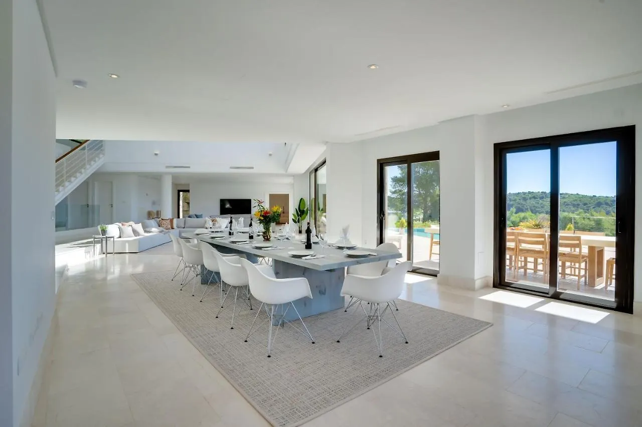 Gravity- Luxurious Paradise With Sea View Villa San Roque  Spagna